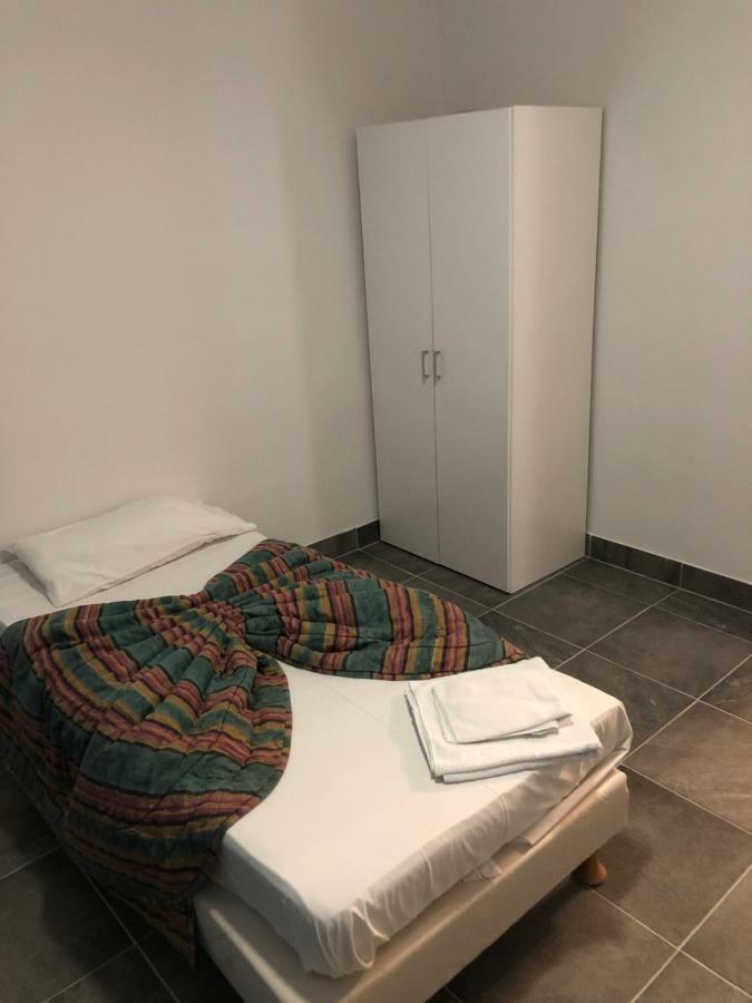 Appartement T3 7C タルブ エクステリア 写真